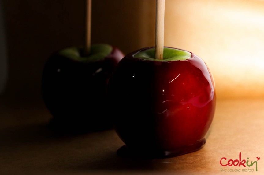 Halloween Candy Caramel Apples Recipe - Cookin5m2-4